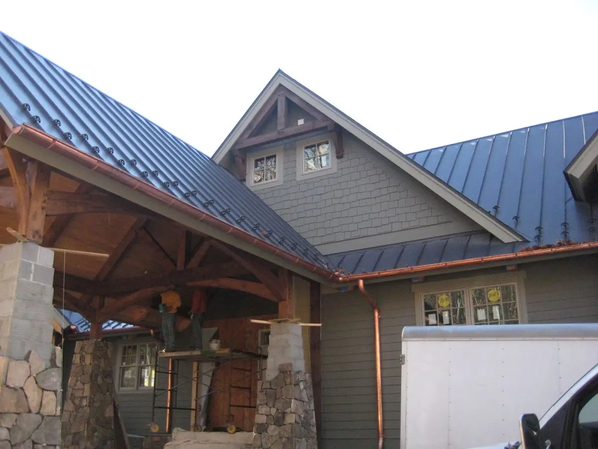 Craftsman Roofing team delivering quality roofing work in Lorrence Creek